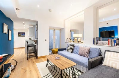 Central chic 2 double ensuite bedroom Main Photo