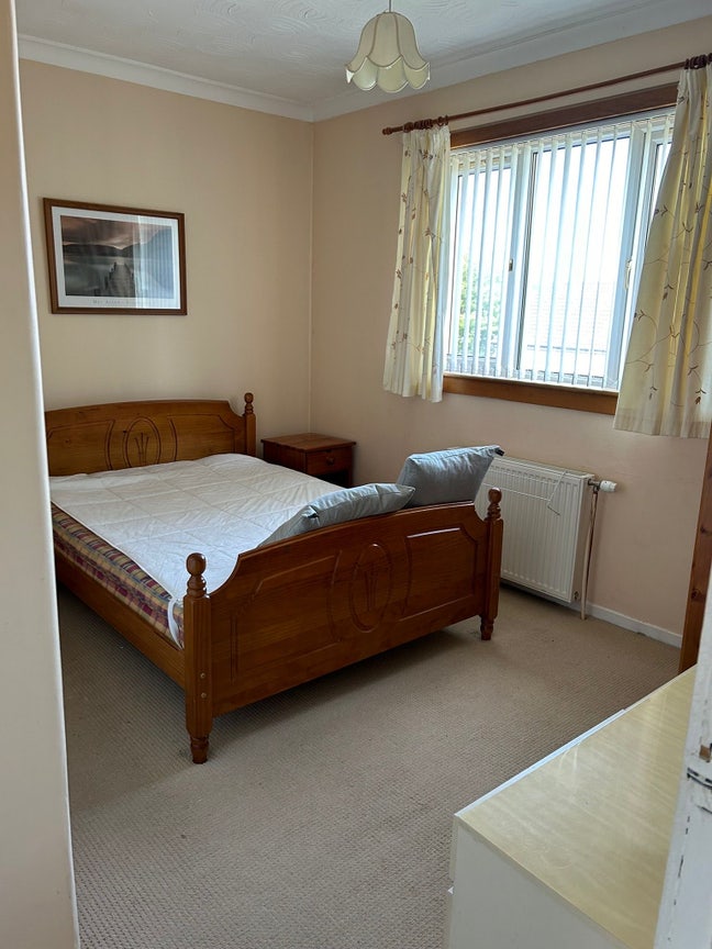 Double Room Available in 3 Bed House  Main Photo