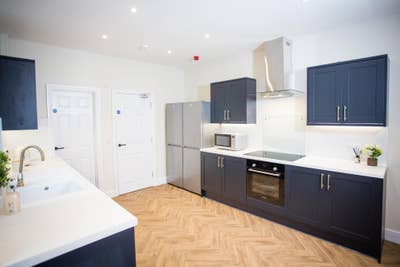 ✨ High End Luxury House Share – All Rooms Ensuite  Main Photo
