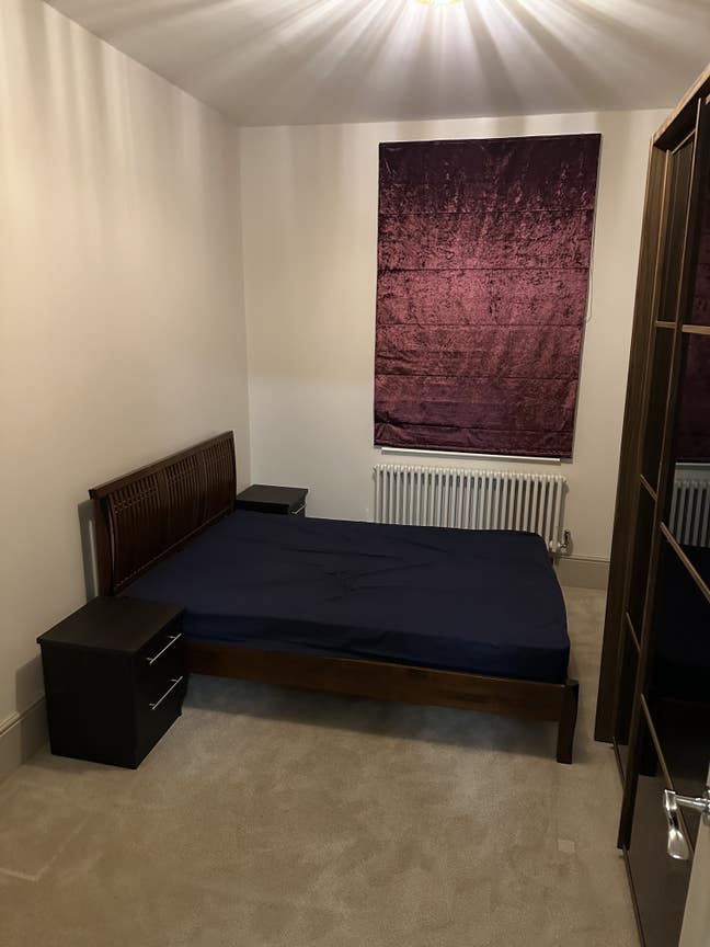 Double room available in newly renovated house Main Photo