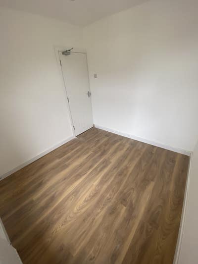 Single room To Let Goodmayes close to station Main Photo