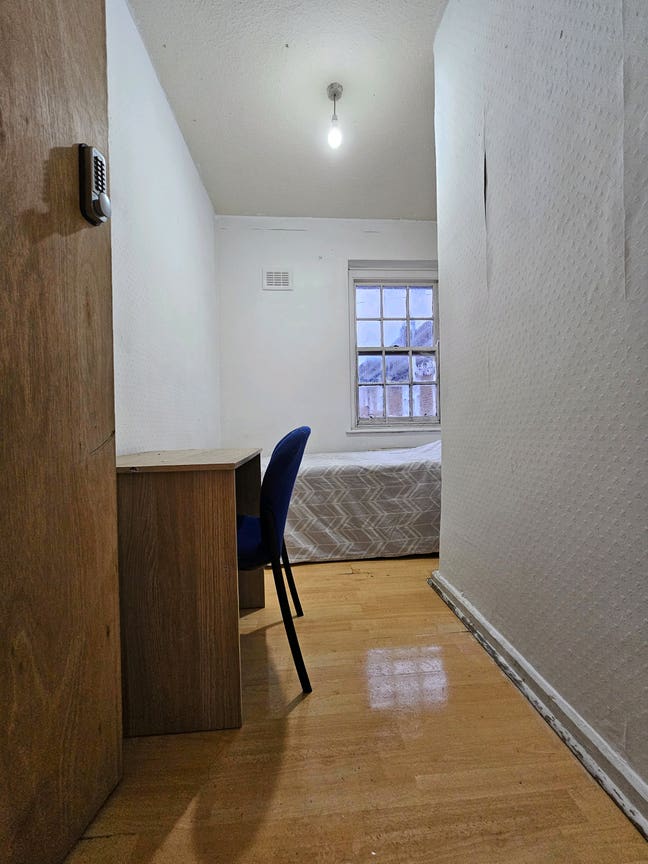 Affordable Rooms in Wood Green Main Photo