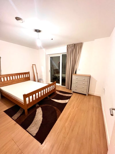 Furnished Double Size Room in East Village Main Photo