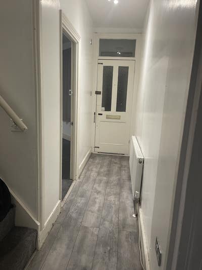 Double Rooms to let Main Photo