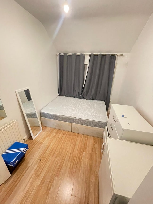✨ 🛏️ 3X Double Rooms to Let in/ Norbury Main Photo