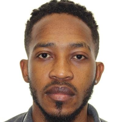 Professional Male seeks a double room Main Photo