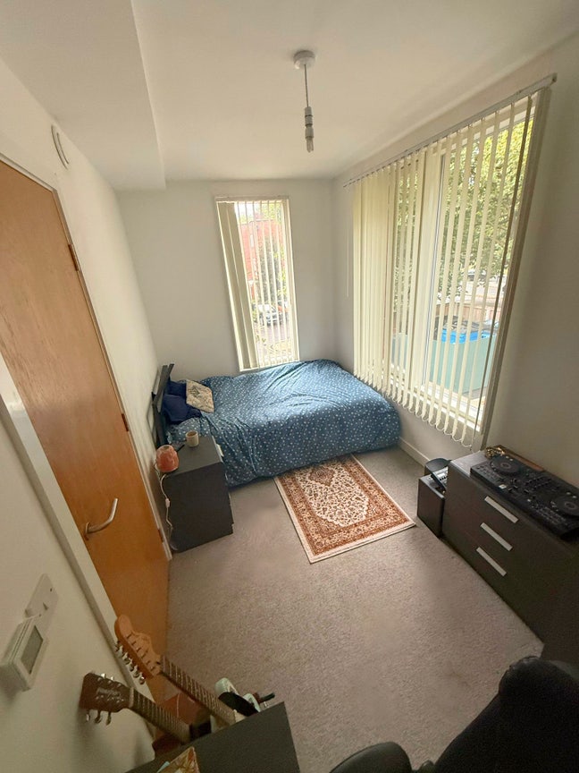 Room available in Hulme | 3 bed townhouse 🏡 Main Photo