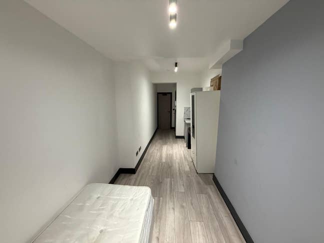 DSS-Studio Flat Available in Pinner Harrow HA3 Main Photo