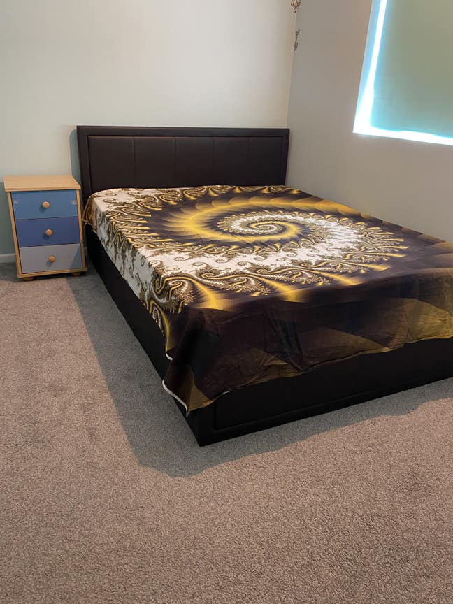 A Double bedroom to rent in friendly shared house Main Photo