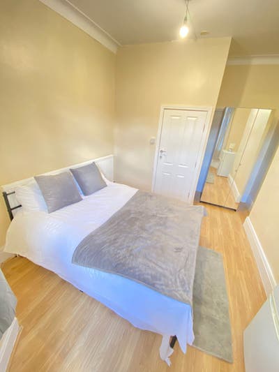 Confortable Rooms- All bills included-Lovely House Main Photo