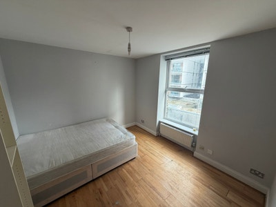 DSS-1 Bed Flat Available in Islington Dalston E8 Main Photo
