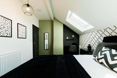 Beautiful Attic Room for Short Term Only Main Photo