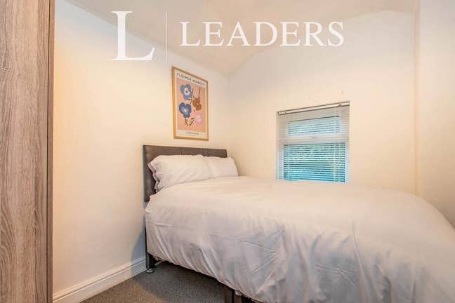 Affordable Single Bedroom in Bolton Main Photo