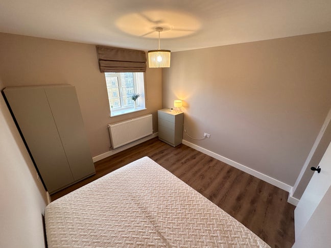 ✹Spacious room w/ balcony, heart of Maida Vale✹  Main Photo