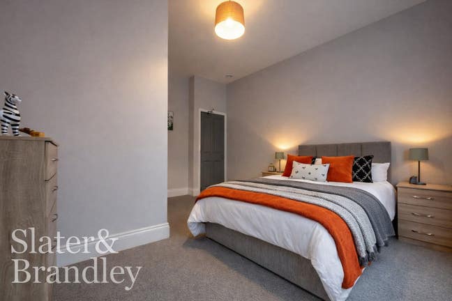 **Double Ensuite Rooms** Cranmer Street Main Photo