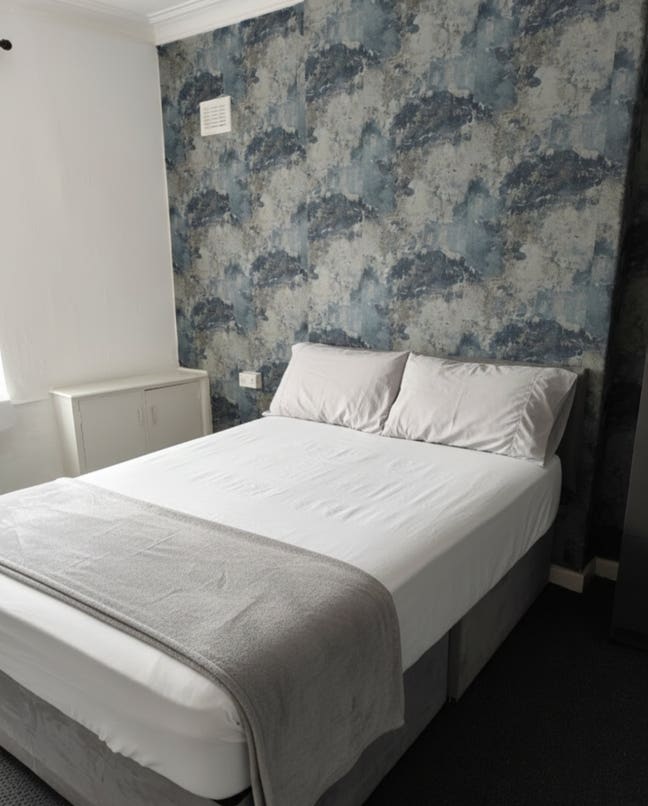 Huge Ensuite rooms  Main Photo