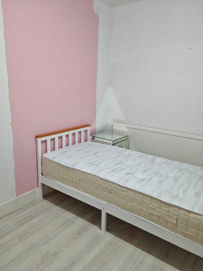Spacious and Cosy Single Room for Rent in CR0 6DP Main Photo