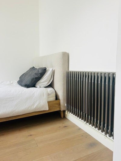 1 bedroom in newly renovated apartment.  Main Photo