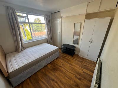 Double Room at IG6 1PF Barkingside  Main Photo