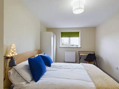 Spacious en-suite double rooms inclusive of bills Main Photo