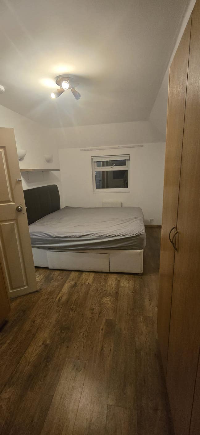 Rooms for rent Main Photo