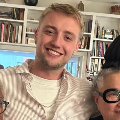 Looking for a room to rent  Main Photo