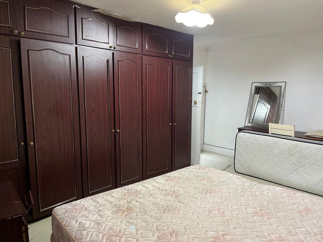 Rooms for rent cheap in egham  Main Photo