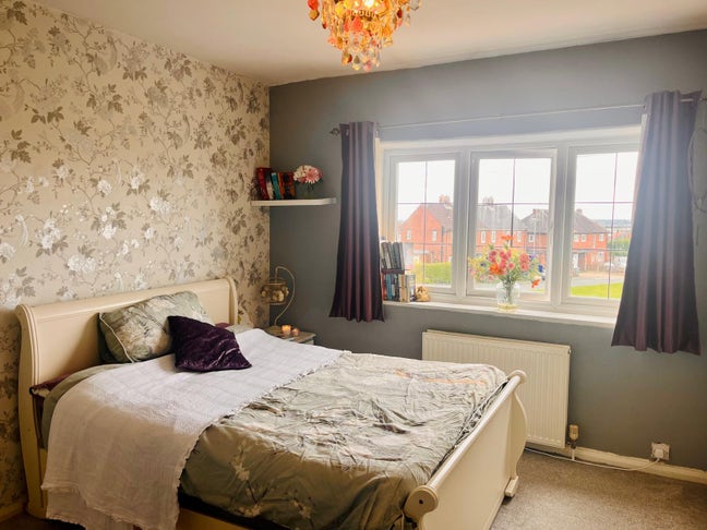 Double Room Wakefield/Tingley Main Photo