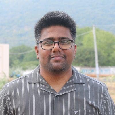 Need Room for Single men for 3-5months- stafford Main Photo