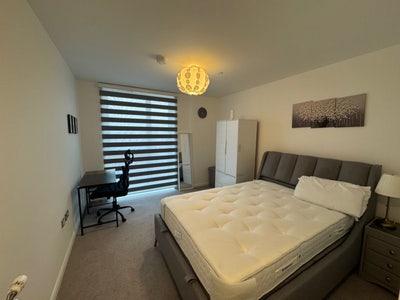 New Build Two bedroom flat in Barking Riverside Main Photo