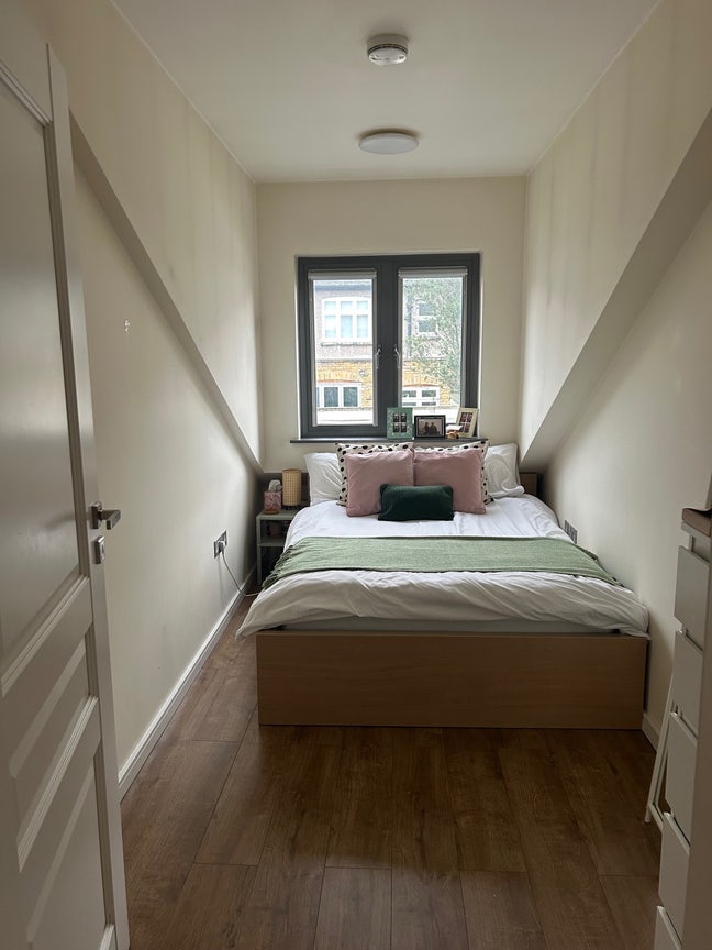 Double room in female house -Tooting Bec 💕 Main Photo
