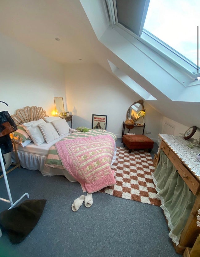 Room for Rent 3 months  Main Photo