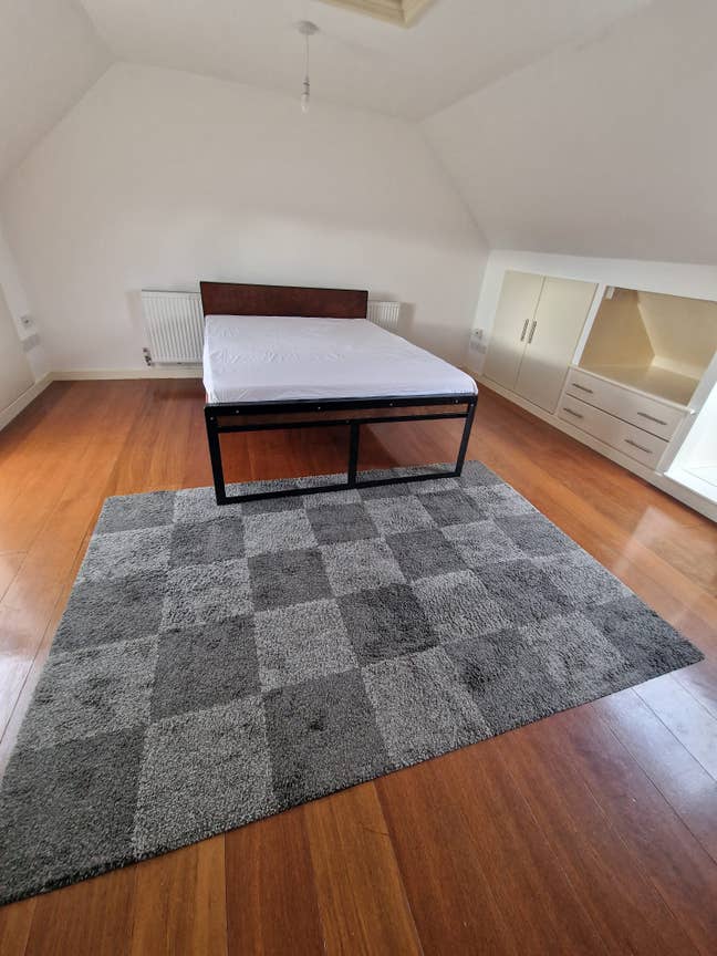 Spacious Studio Bills Included Main Photo