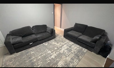 Huge double room with shower Main Photo