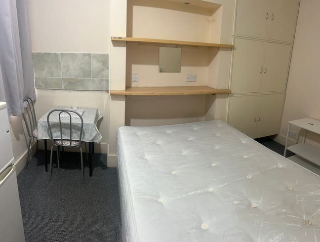 🏡 2X Ensuite Rooms to Let in/ Willesden Green  Main Photo