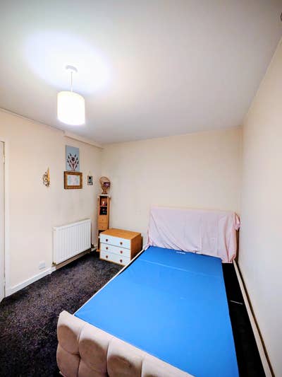 Partially Unfurnished double bedroom to rent Main Photo