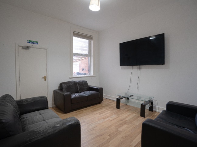 🏡 CV1 En-Suite ❤️ Just Renovated! Main Photo