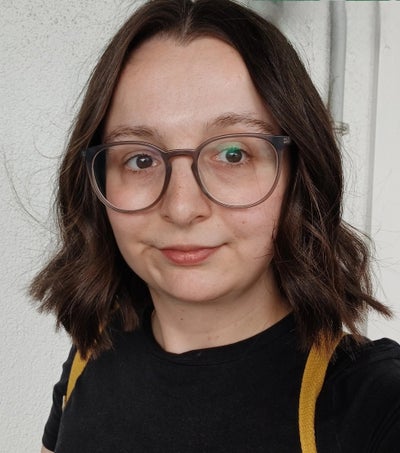 Healthcare professional looking for friendly house Main Photo