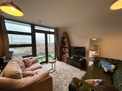 Double room – private bathroom – 2bed in E3 Main Photo