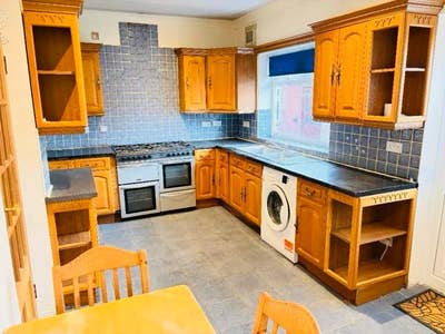 1 Bed Flat to Rent - Southall, UB1 Main Photo
