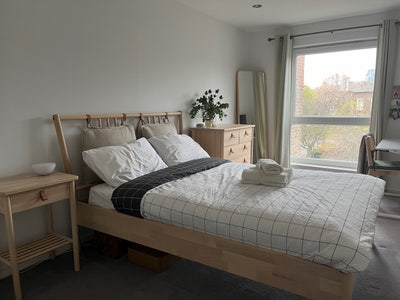 Zone 1 - Double Bedroom close to London Bridge Main Photo