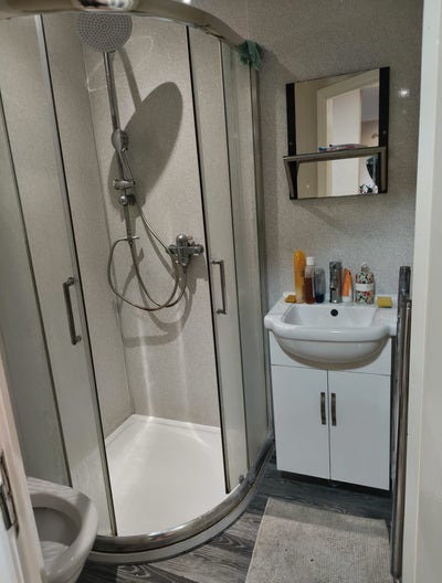 Studio flat/room Main Photo