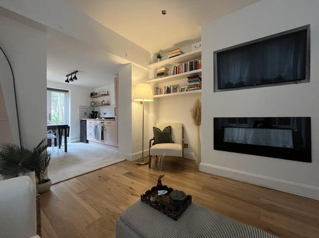 1 Month Double Room Sub Let in Brixton  Main Photo