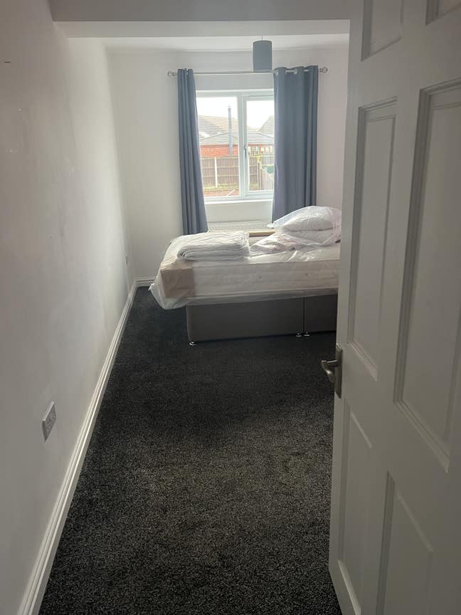 Large double bedroom  Main Photo