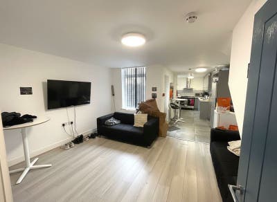 Stunning Ground Floor Room inc All Bills! Main Photo