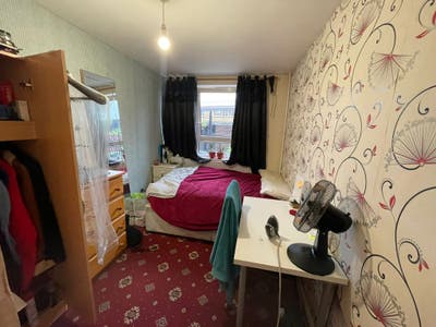 Double Room | Shadwell DLR | E1 | All Bills Incld Main Photo