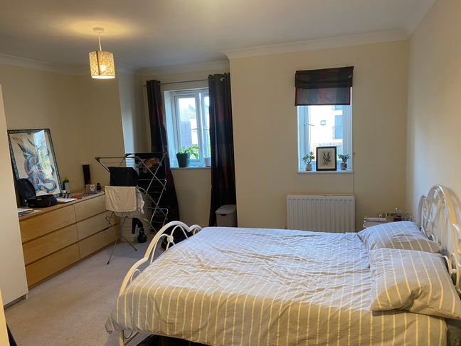 Hugely comfortable large double modern room  Main Photo