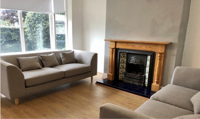 24 Newport View, Leeds, LS6 3BX Main Photo