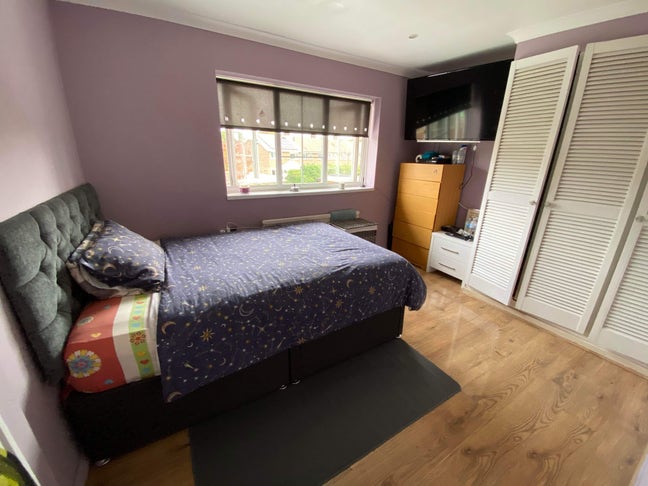  Double room 650&pound; available  Main Photo