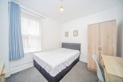 Amazing Double Room with En-suite In Southampton Main Photo